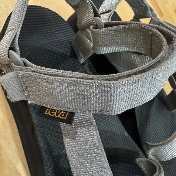 Teva Metallic Sandals with Black Sole - Picture 2 of 8